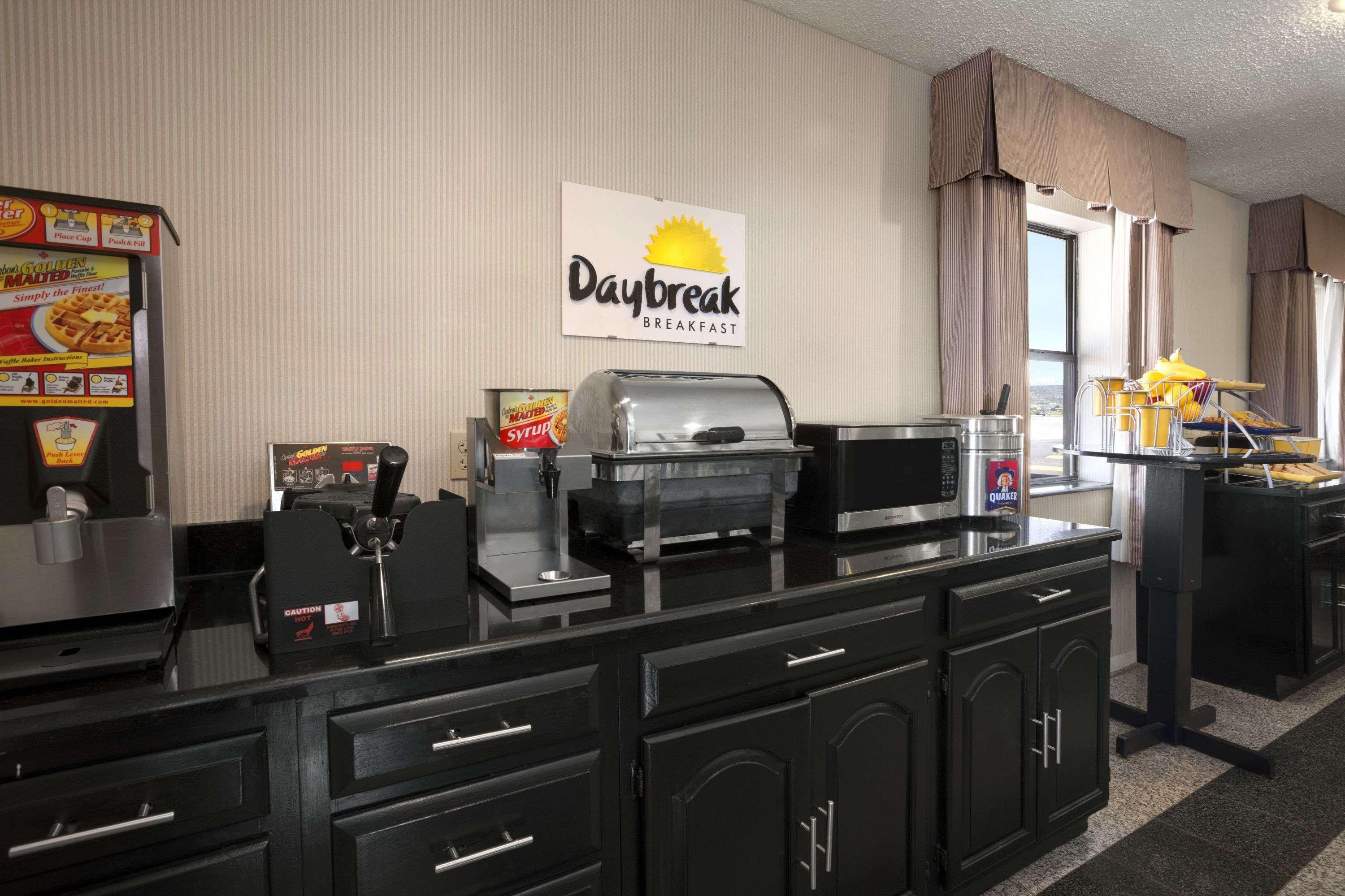 Days Inn By Wyndham גרנטס מראה חיצוני תמונה